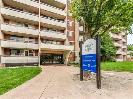 Evelyn Court Apartments | 12 Mountain Avenue N., Stoney Creek