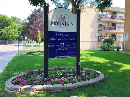 Mountain Apartments | 20 Mountain Avenue N., Stoney Creek