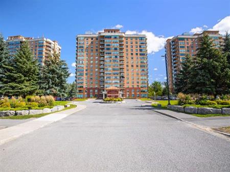 Park Ridge Place I-III | 7303/7305/7307 Campeau Drive, Ottawa