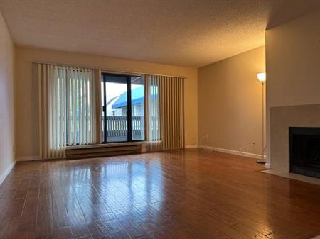 This 836 Sft huge one bed corner unit apartment located in the heart o