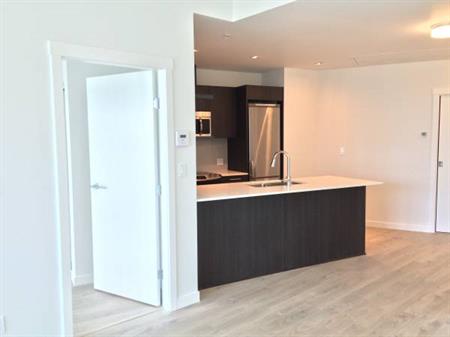 Modern Finished 1 Bed+ Den! ACW #2306 *FIRST MONTHS RENT FREE