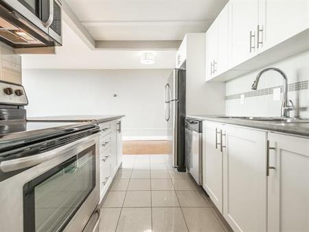 Goodacre Towers Apartments | 360 Douglas Street, Victoria