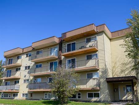 Nahanni Apartments | 4801 Sunset Drive, Fort Nelson