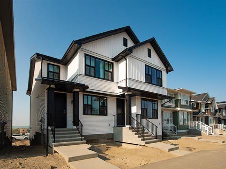 Beautifully Built 3 Bed Room Duplex in NW Calgary. | Calgary