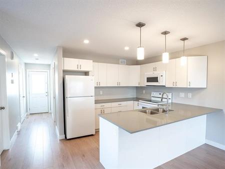 Plainsview Estates | 7551 Mapleford Blvd, Regina