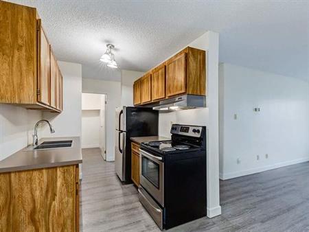 Chancellor Gate | 403 Pendygrasse Rd, Saskatoon