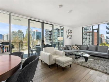 Stunning Waterfront Furnished Olympic Village Condo