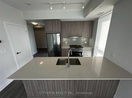 Burnhamthorpe/Confederation Brand New 2Bdrm +Den Modern Kitchen