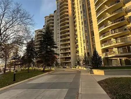 Sunny 2 Bedroom 2 Bathroom 1100 sq feet Condo in High Rise | 1304 - 1108 6 Avenue Southwest, Calgary