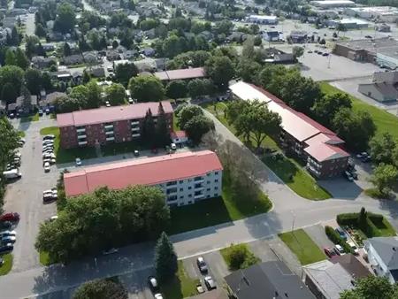 Donwood Park Apartments- 1252 Grenadier Drive | 1252 Grenadier Drive, Greater Sudbury