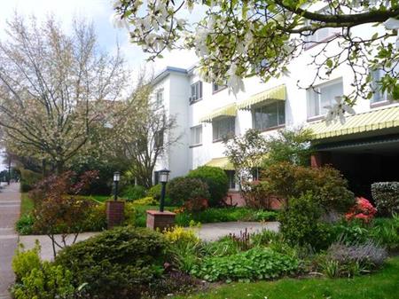 1 BEDROOM FULLY FURNISHED (KITSILANO BEACH)