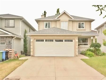 Scenic Acres Gem! 5 Bed Detached Home | Calgary