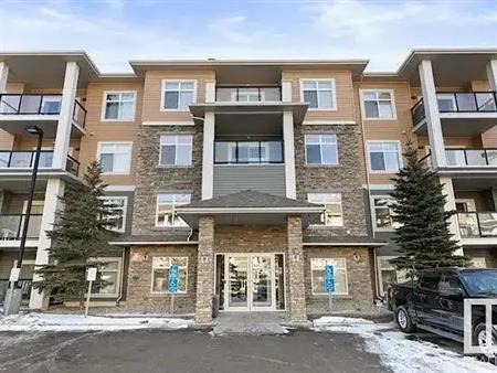 Cozy 2 bedroom 2 bathroom condo/close to many amenities | 11603 Ellerslie Road SW, Edmonton