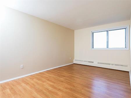 Jardin Gouin | 4 1/2 Neuf à Louer | 2 bedrooms for Rent | Pierrefonds - Roxboro