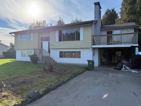 4 bedroom beautiful home in Fairfield island chilliwack