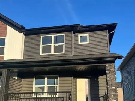 Brand New and Spacious 3-Bedroom House in Creekstone SW | Calgary