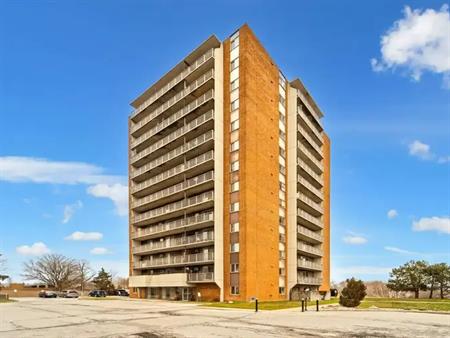 Leamington Towers Apartments | 234 Erie & 238 Erie Street South, Leamington