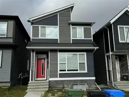 Beautiful 3 Bedroom house with den and Bonus Room | 306 Aquila way NW, Calgary