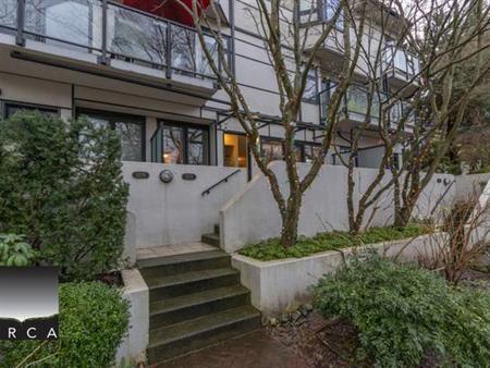 (ORCA-REF#1272)*Fairview Living:1BR/1BA Townhouse in Fairview Slopes**