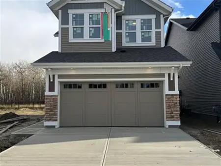 4 Bedrooms Brand New House in Desrochers (Edmonton SW) | Edmonton