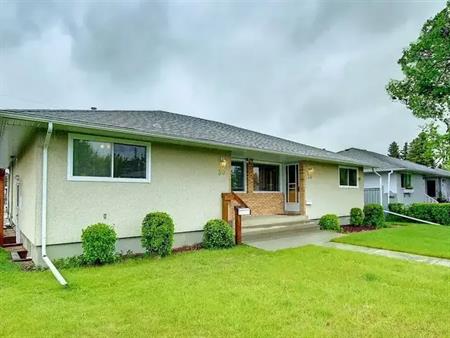 Newly legalized 2-bedroom basement unit in Rosscarrock | 28 Rossmount Road Southwest, Calgary