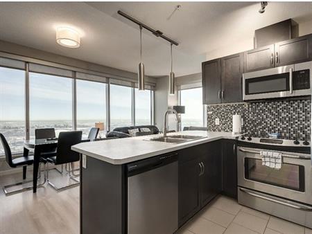 24th floor furnished condo with amazing views in heart of downtown | 1320 1 St SE, Calgary