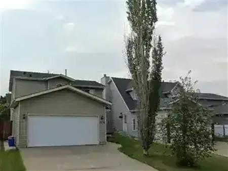 Great House in Aldergrove! | 8536 189 Street Northwest, Edmonton