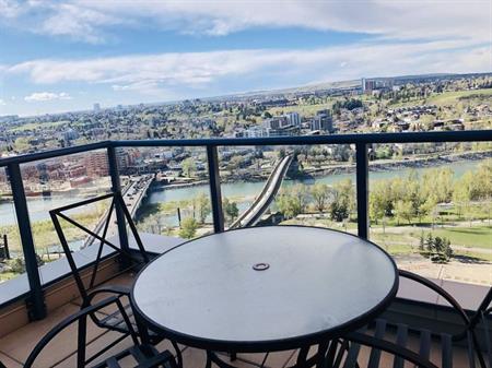 Amazing view with supersize balcony 1+den suite | 2501 - 910 5th Ave SW, Calgary