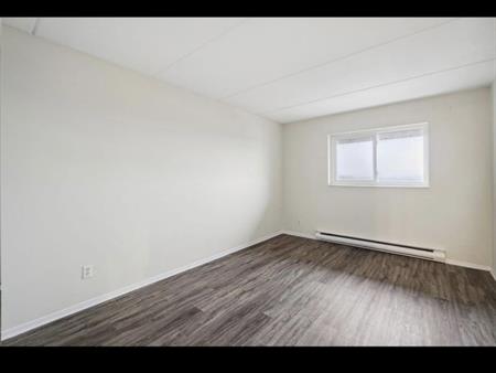 BEL APPARTEMENT A LOUER SUR GATINEAU