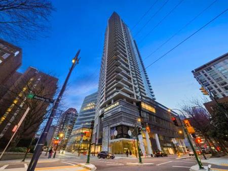 Downtown Vancouver 2 bedroom 2 Bathroom Luxury Condo for rent