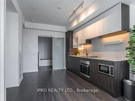 Jane St/Portage Parkway Beautiful 2Bdrm Open Concept Modern Interior