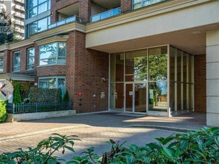 One Bedroom apartment for rent in Metrotown, right at the Kingsway & Nelson