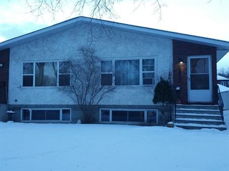 2 bed room suite, shared laundry rm, all utilities included | 11934 56 Street Northwest, Edmonton