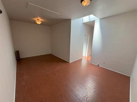 2 Bedroom Apartment in Chinatown- No laundry/No parking