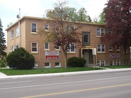 515 London Rd - Bachelor | 515 London Rd, Sarnia