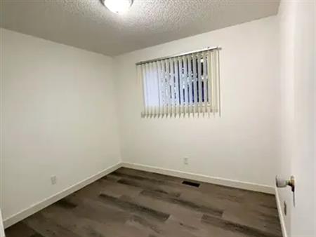 2 Bedrooms, 1 Bathroom Newly renovated | 352 Falshire Way Northeast, Calgary