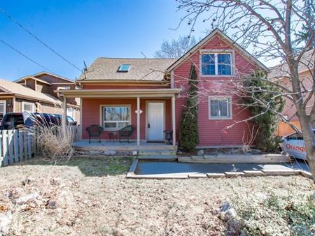 196 River Road | 196 River Road, Welland