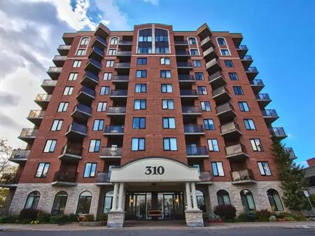 2L-310 Central Park - Unit 2L | 310 Central Park Drive -, Ottawa