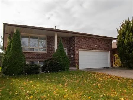 15 College Park Drive | 15 College Park Drive, Welland