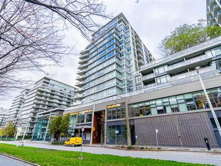 810 - 168 West 1st False Creek