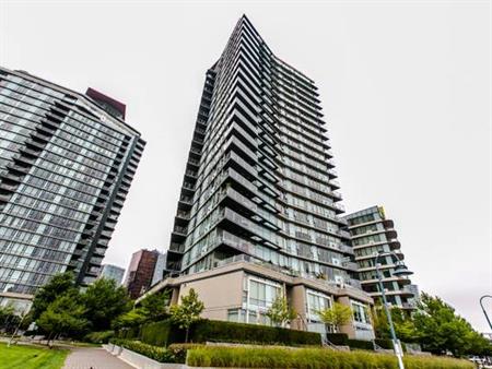 8 Smithe Mews Flagship Waterfront 2 Bed 2 Bath Furnished Luxury A/C