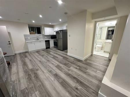 Modern 2 Bedroom / 2 Bathroom Basement Suite in Oakridge by Langara