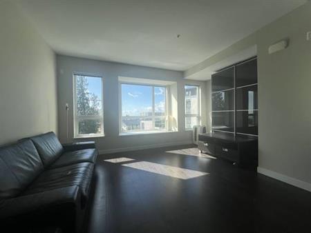 Nice Price SFU Burnaby Campus Apartment 2BR & 2BR for Rent