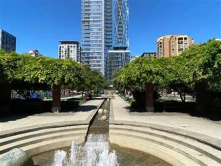 8X-Yaletown 3 bedrooms for rent