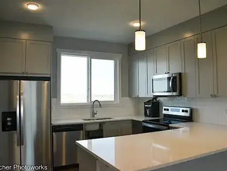 Clean 3 Bedroom Townhouse in Savanna - Calgary. $2,400 | 688 Savanna Boulevard Northeast, Calgary