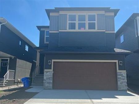 3BR 2.5BA Home, SW Calgary, Near Golf club | 105 Creekside Way Southwest, Calgary