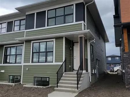 Brand New 3 Bedroom Duplex with Flex & Bonus rooms and Garage in Rockland Park | Calgary