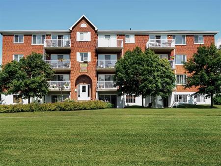 1 Bedroom Available At 2540 Lebourgneuf Boulevard, Quebec City - 2540 Lebourgneuf Boulevard, Quebec