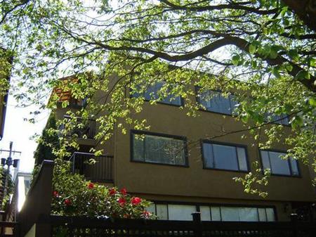 Charming 2-Bedroom Furnished Suite Steps from Kits Beach!