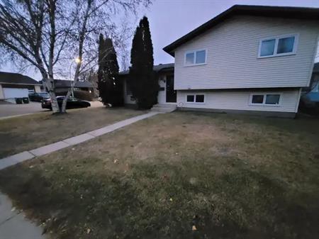 518 Addie Crescent | 518 Addie Crescent, Saskatoon